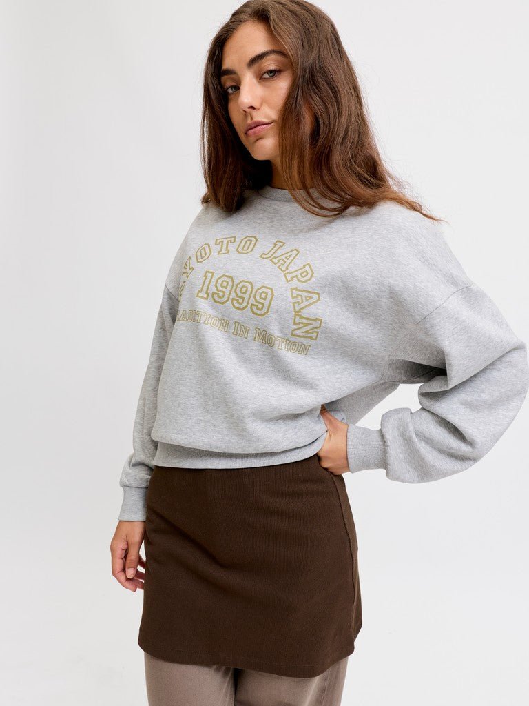 Jxmerle Rlx Short Ls Crew Swt - AW26 van JJXX – Sweaters voor dames | Meisjes Brugge