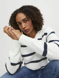 Dress Blues Snow White Pulls - Jxmila Twist Stripe Crew Neck Knit van JJXX