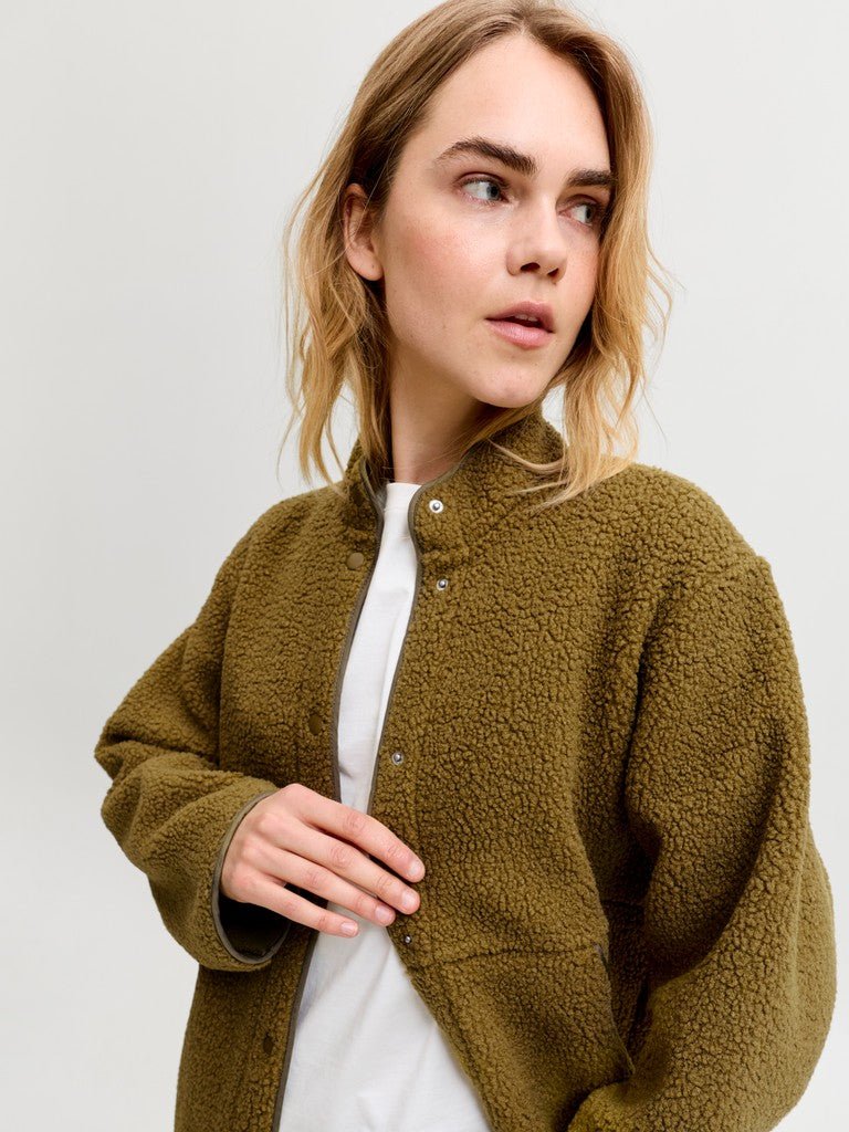 Jxvera Teddy Jacket - AW26 van JJXX – Jassen voor dames | Meisjes Brugge