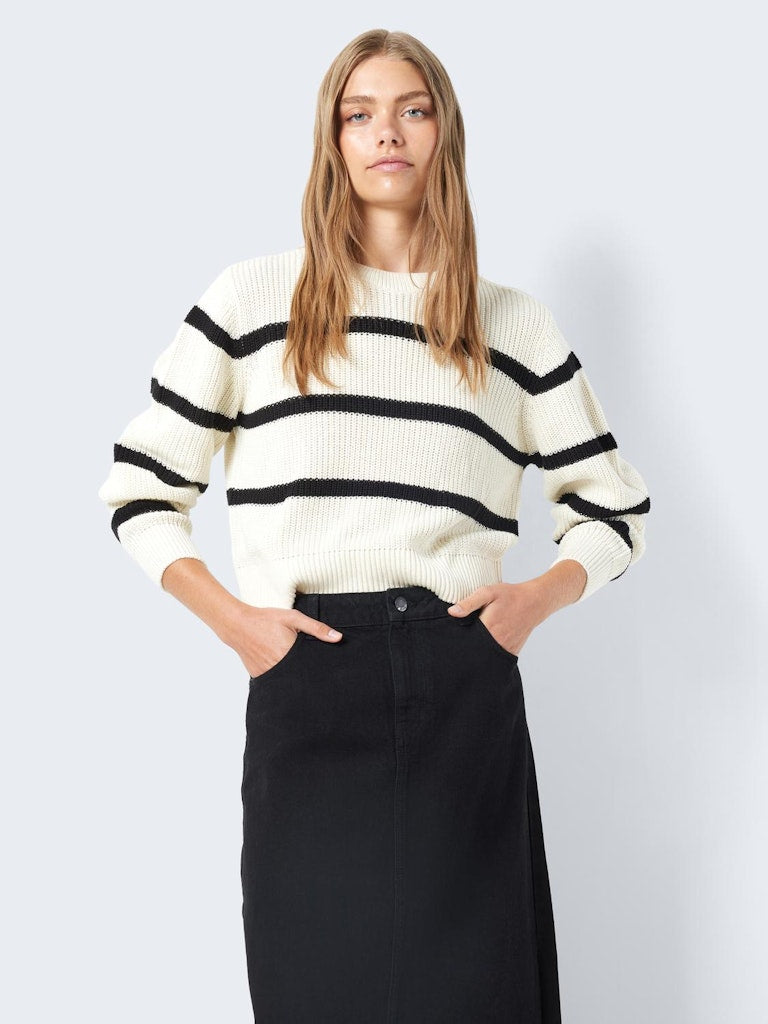 Pulls - Nmmaysa L/S Stripe O-Neck Knit Noos van noisy may