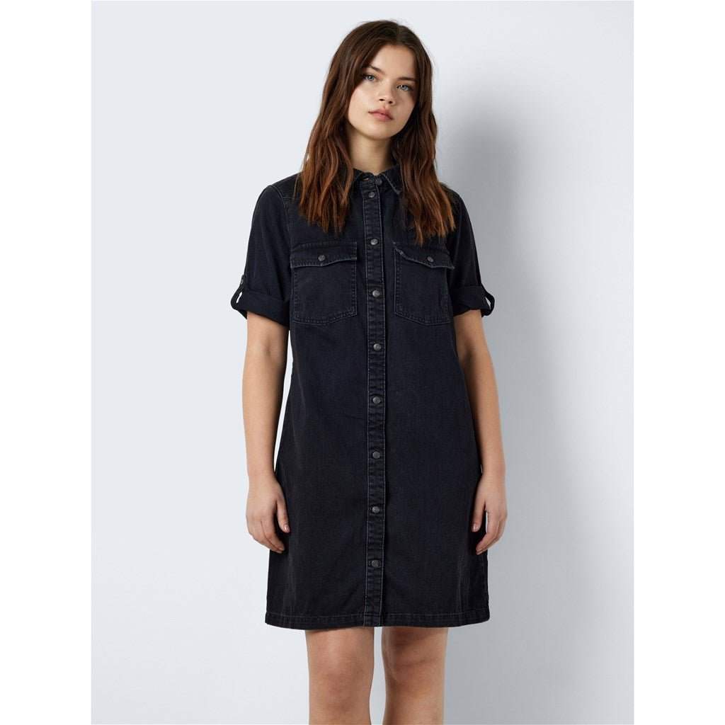 Jurken Nmnew Signe S/S Denim Dress Noos van noisy may