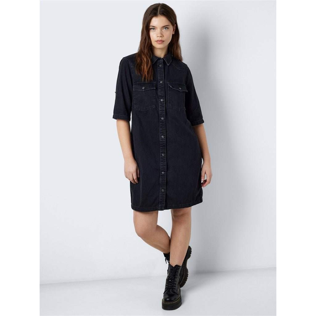 Jurken Nmnew Signe S/S Denim Dress Noos van noisy may