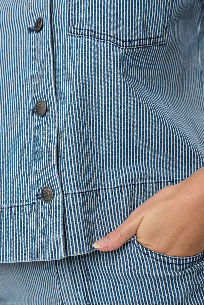 Shirts - Nuerina Shirt van Numph