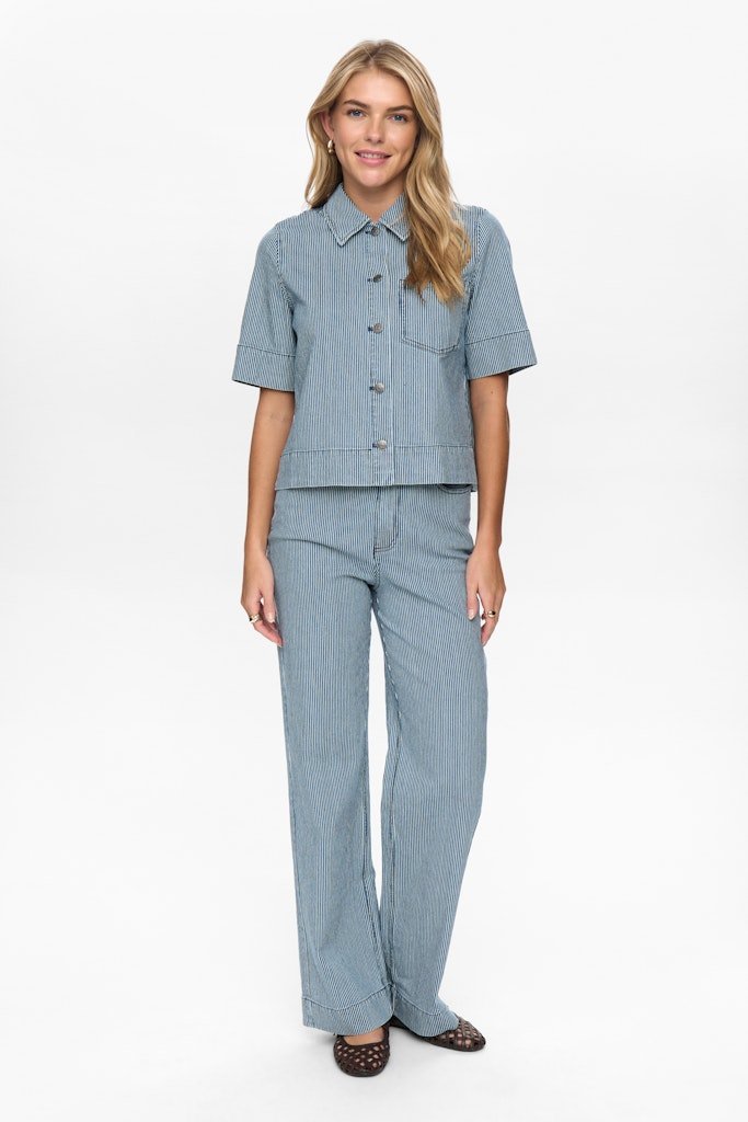 Shirts - Nuerina Shirt van Numph