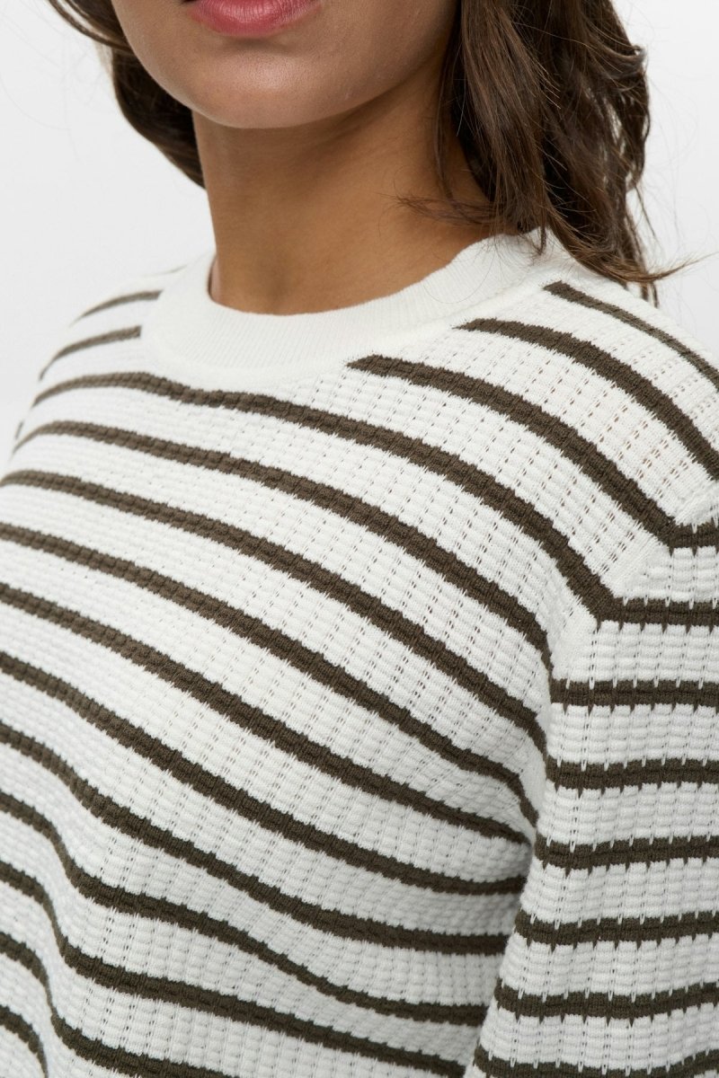 Nunicole New Pullover Gots - AW25 - koop Pulls van Numph bij Meisjes Brugge