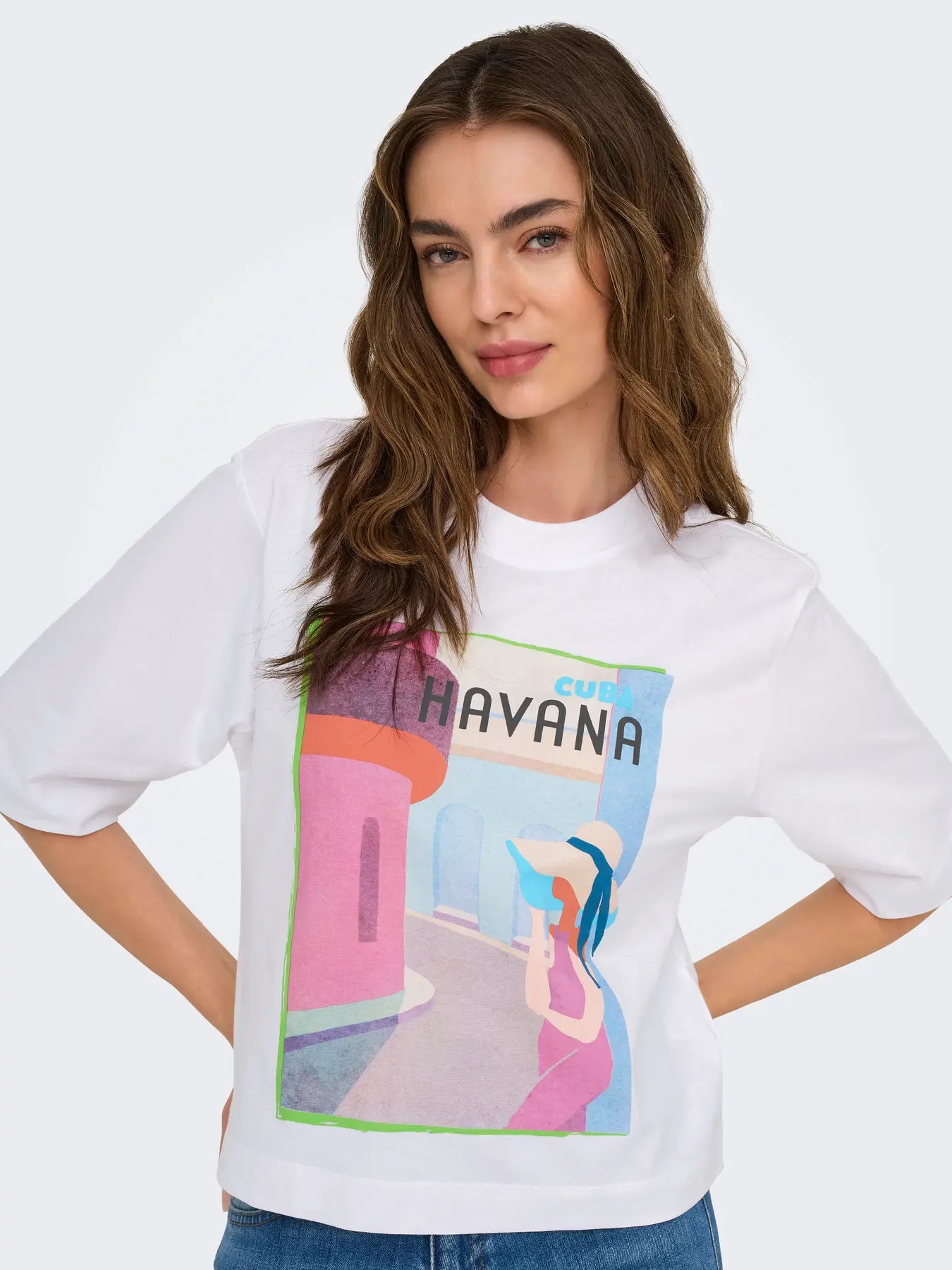 Bright White Havana T-shirts - Onlvega Life S/S Vibe Top van Only