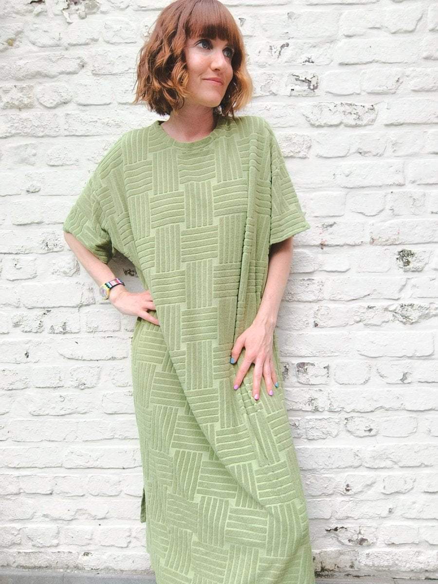 Olivia Midi Terry Dress van Meisjes Brugge – Jurken voor dames | Meisjes Brugge