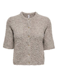 String Pulls - Onlcille Ss O-Neck Knit Cardigan van Only