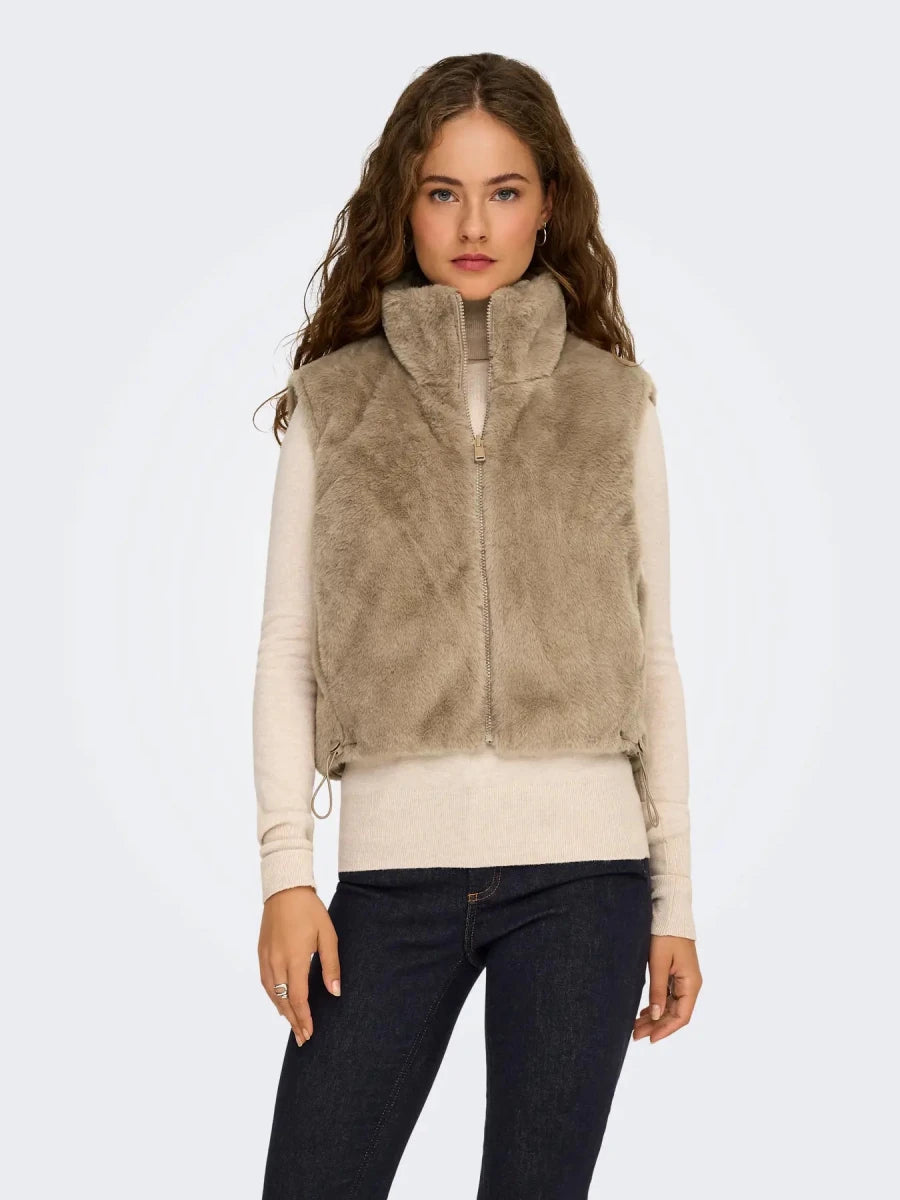 Onldana Life Faux Fur Waistcoat reversible van Only – Cardigans voor dames | Meisjes Brugge