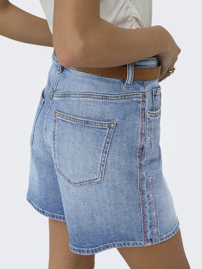 Onljosephine Stret Emb Denim Shorts van Only – Shorts voor dames | Meisjes Brugge
