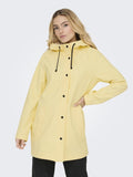 Jassen - Onlnewellen Raincoat van Only