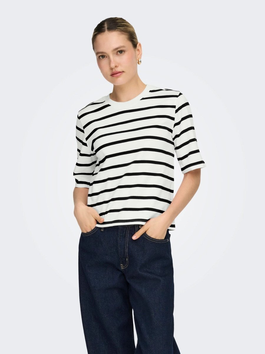 Cloud dancer-Black Tops - Onlsoph S/S Stripe Top van Only