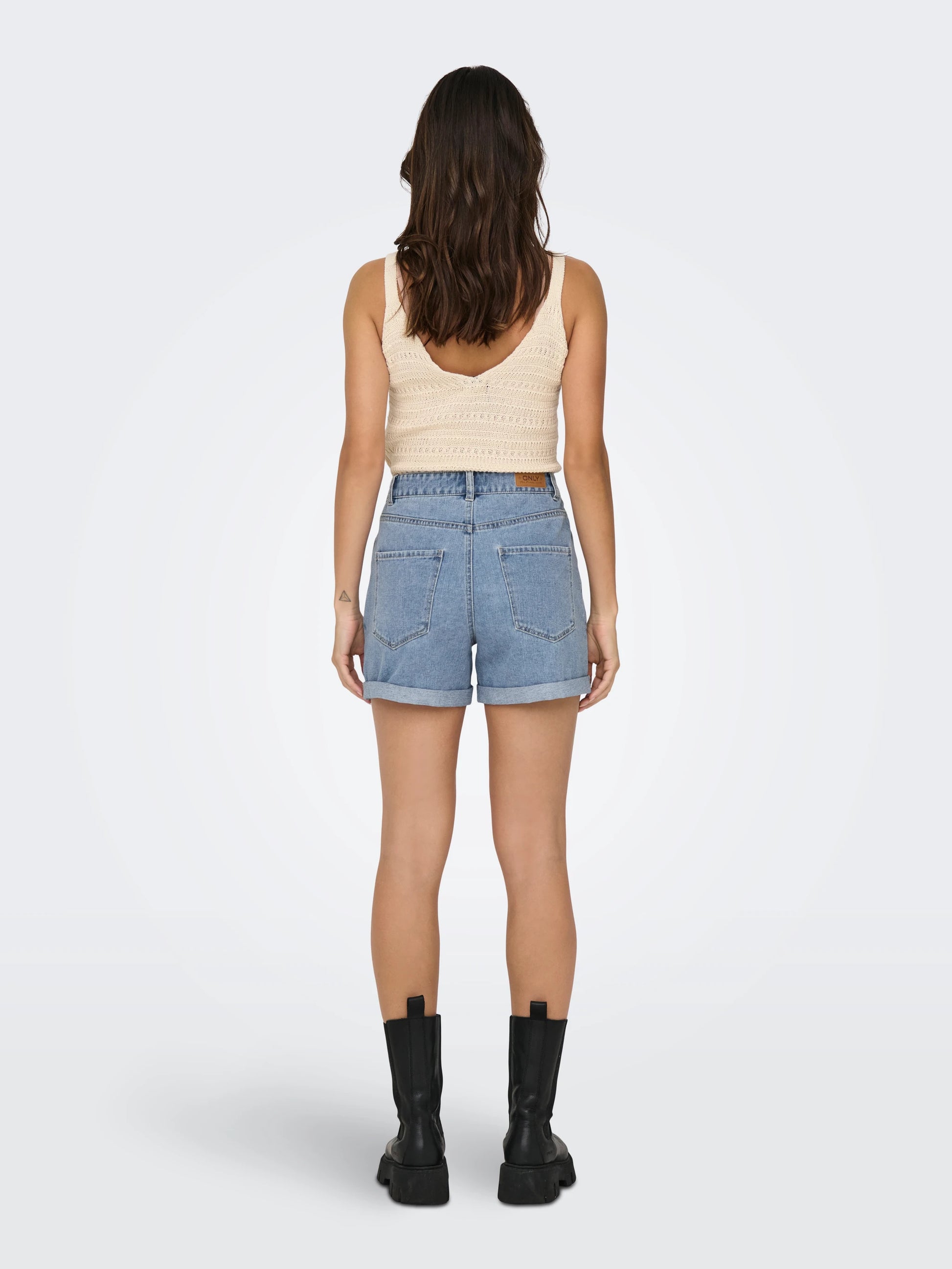 Shorts - Onlvega Hw Mom Denim Shorts Noos van Only