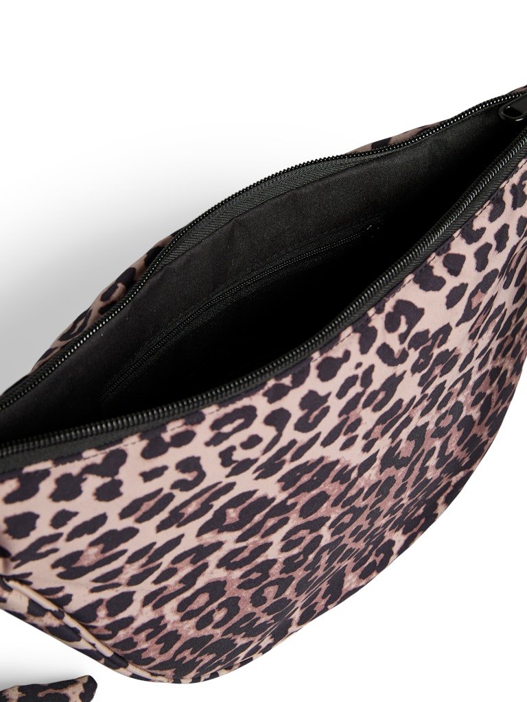 Pcamanda Knot Bumbag - SS25 - koop Tassen van Pieces bij Meisjes Brugge