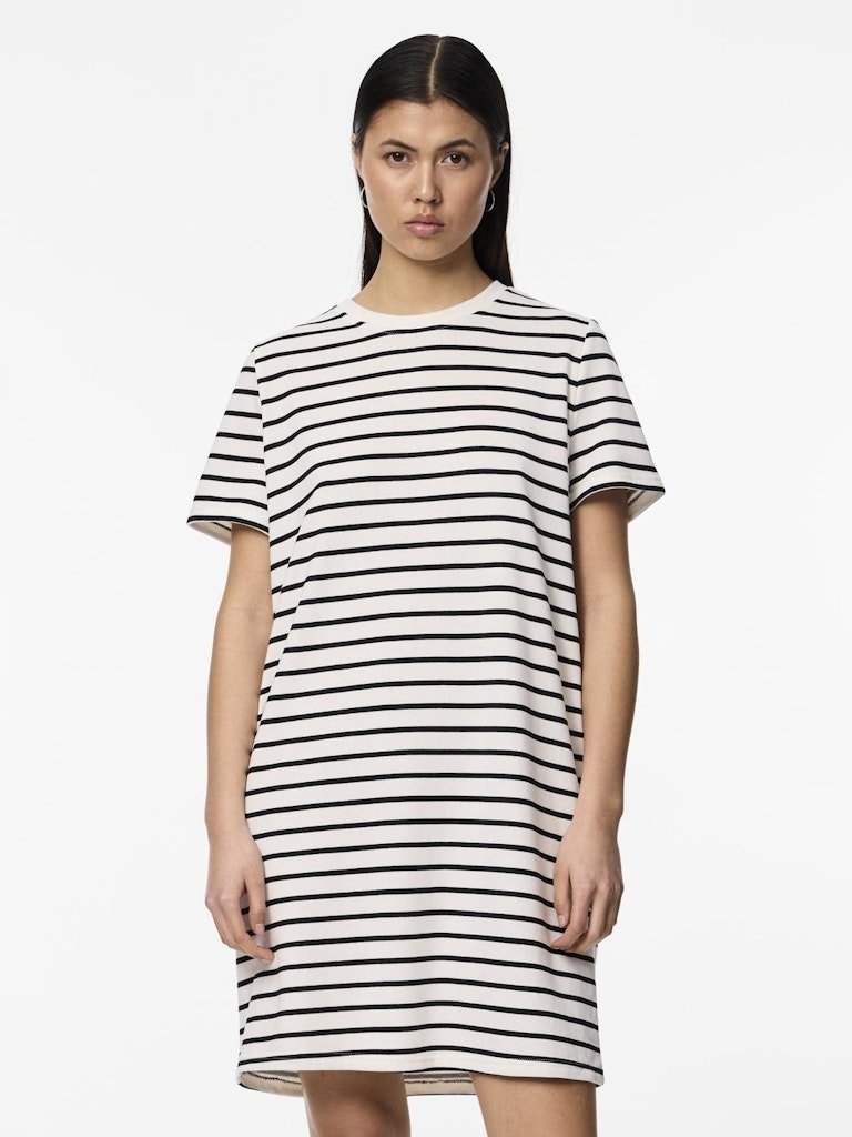 Jurken Pcchilli Summer Ss Sweat Dress Stripe van Pieces