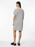 Jurken Pcchilli Summer Ss Sweat Dress Stripe van Pieces