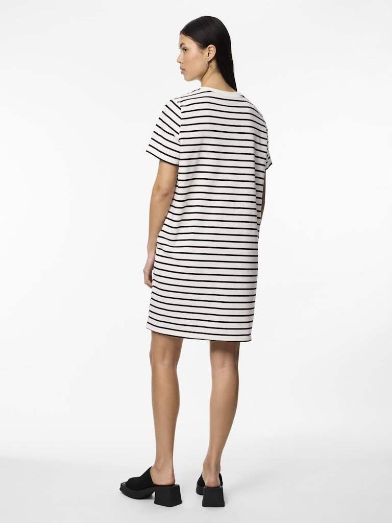 Jurken - Pcchilli Summer Ss Sweat Dress Stripe van Pieces