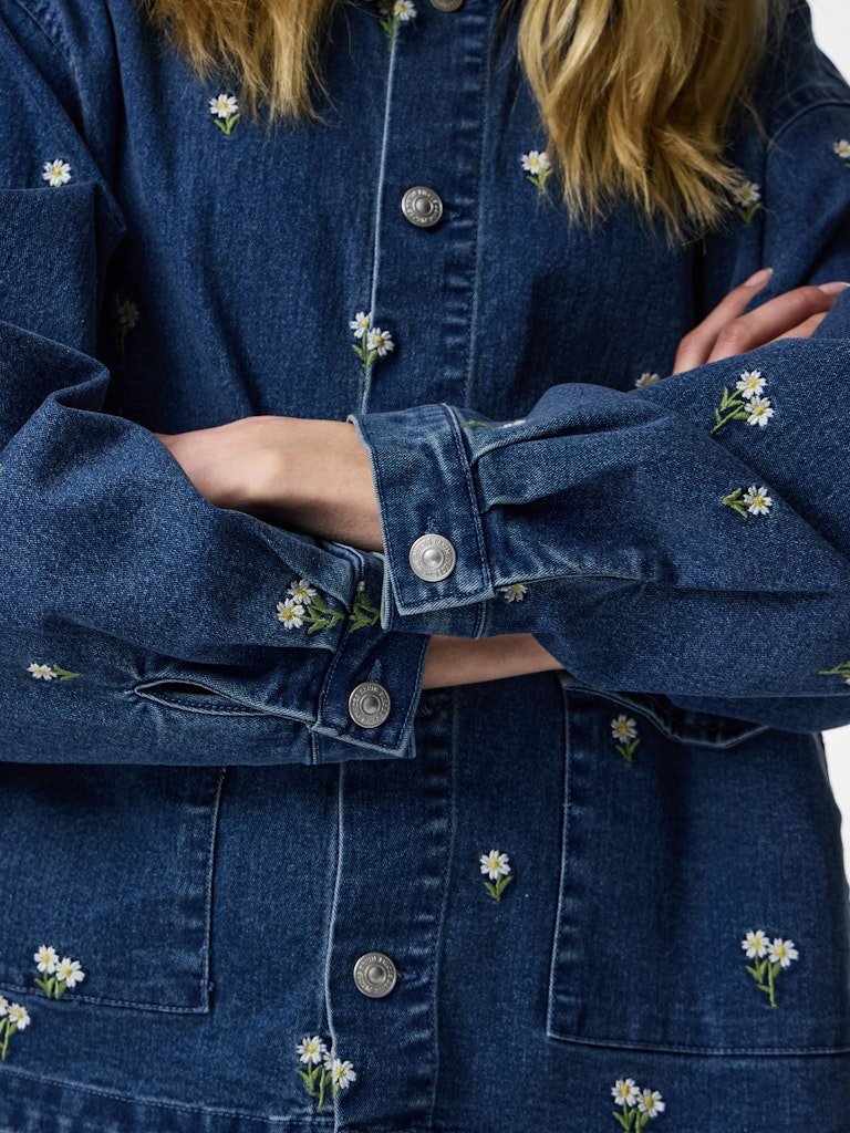 Pcflora Ls Denim Emb Shirt Noos van Pieces – Shirts voor dames | Meisjes Brugge