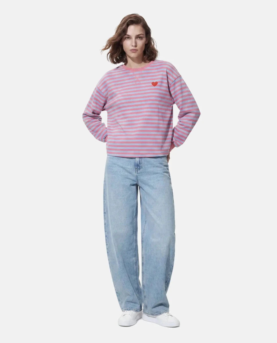 Pcflora Ls Emb Sweat Fc Bc van Pieces – Sweaters voor dames | Meisjes Brugge