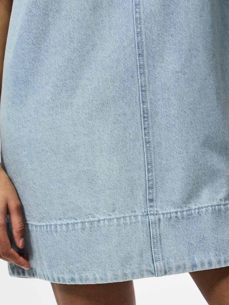 Pcflora Sl Mini Denim Dress Noos van Pieces – Jurken voor dames | Meisjes Brugge