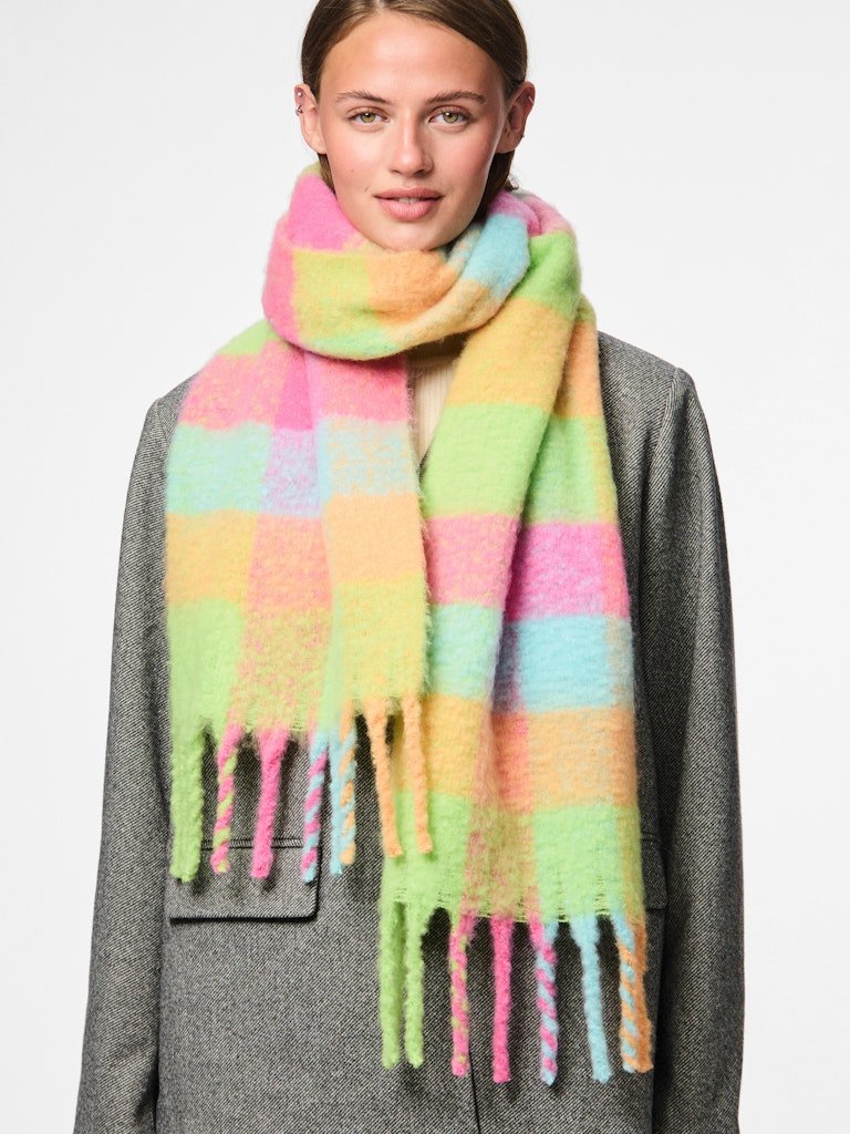 50% Pcjanilla Long Scarf van Pieces – Sjaals voor dames | Meisjes Brugge