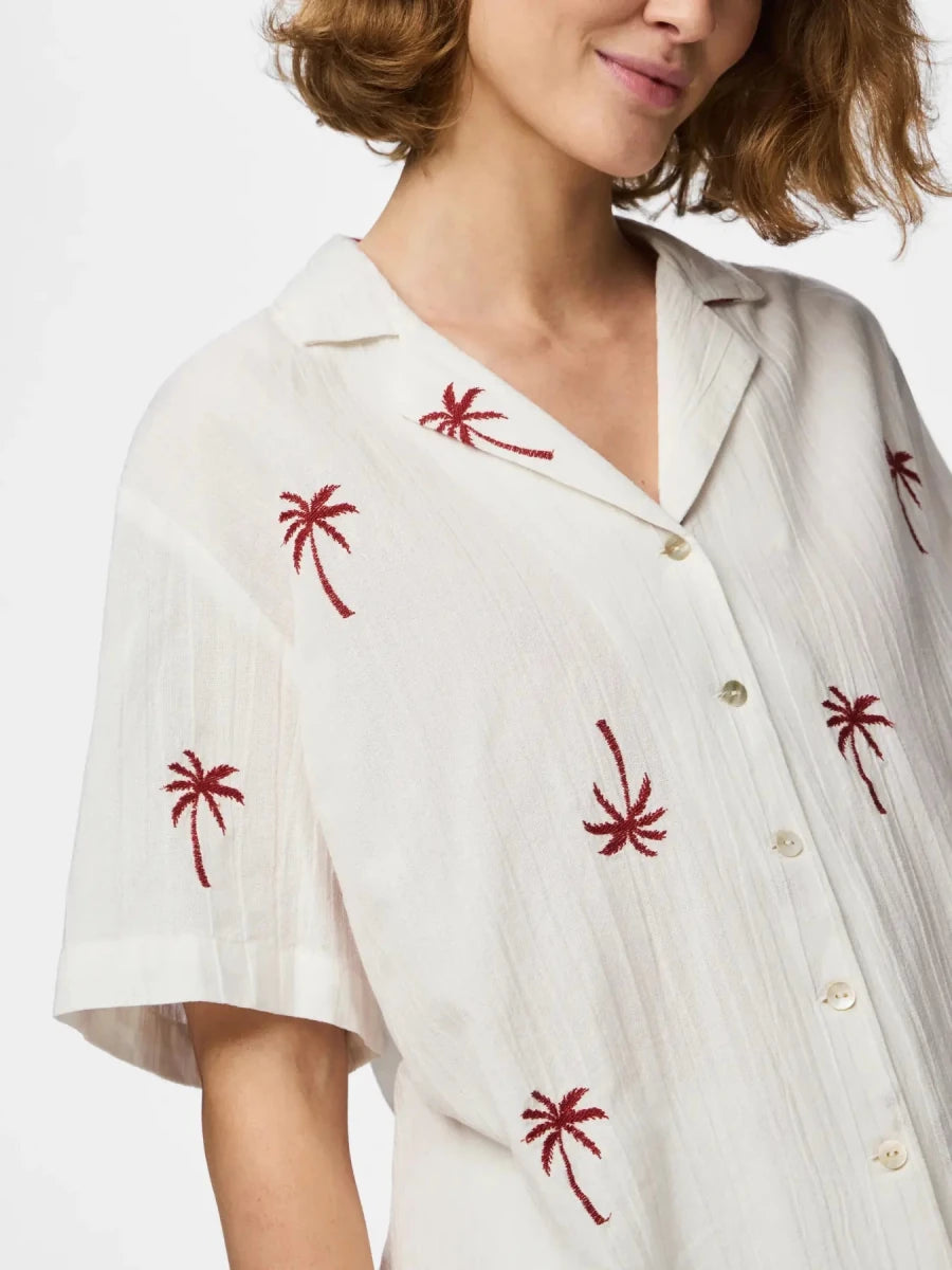Pckiana Ss Embrodiery Shirt van Pieces – Tops voor dames | Meisjes Brugge
