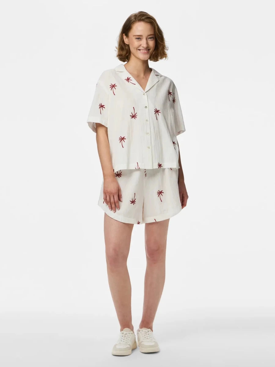 Pckiana Ss Embrodiery Shirt van Pieces – Tops voor dames | Meisjes Brugge