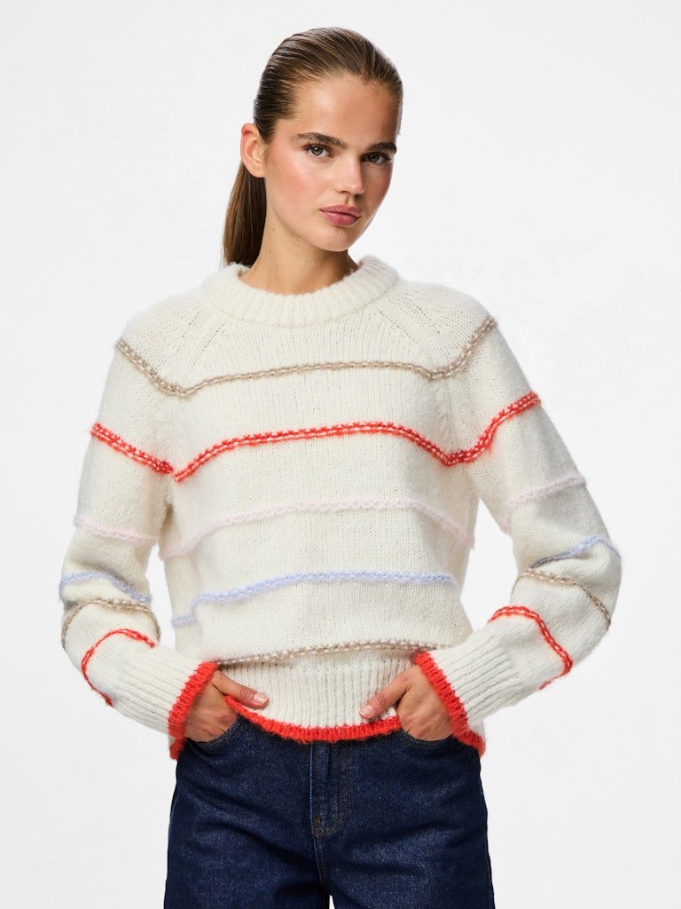 Pulls - Pcnelia Ls O-Neck Knit Noos van Pieces