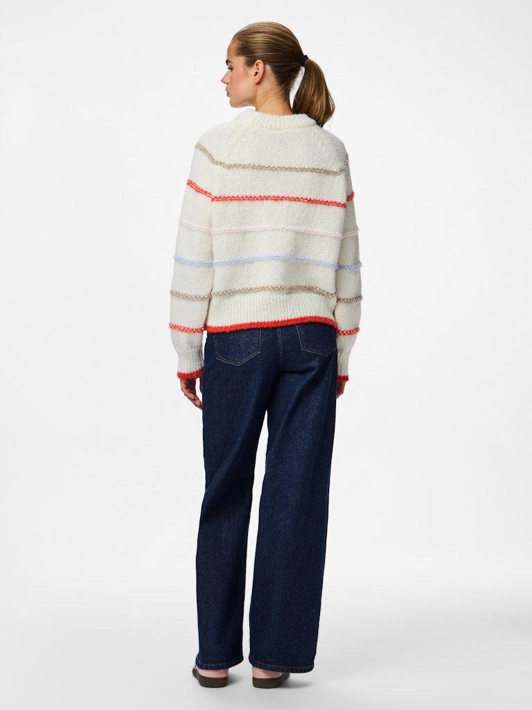 Pulls - Pcnelia Ls O-Neck Knit Noos van Pieces