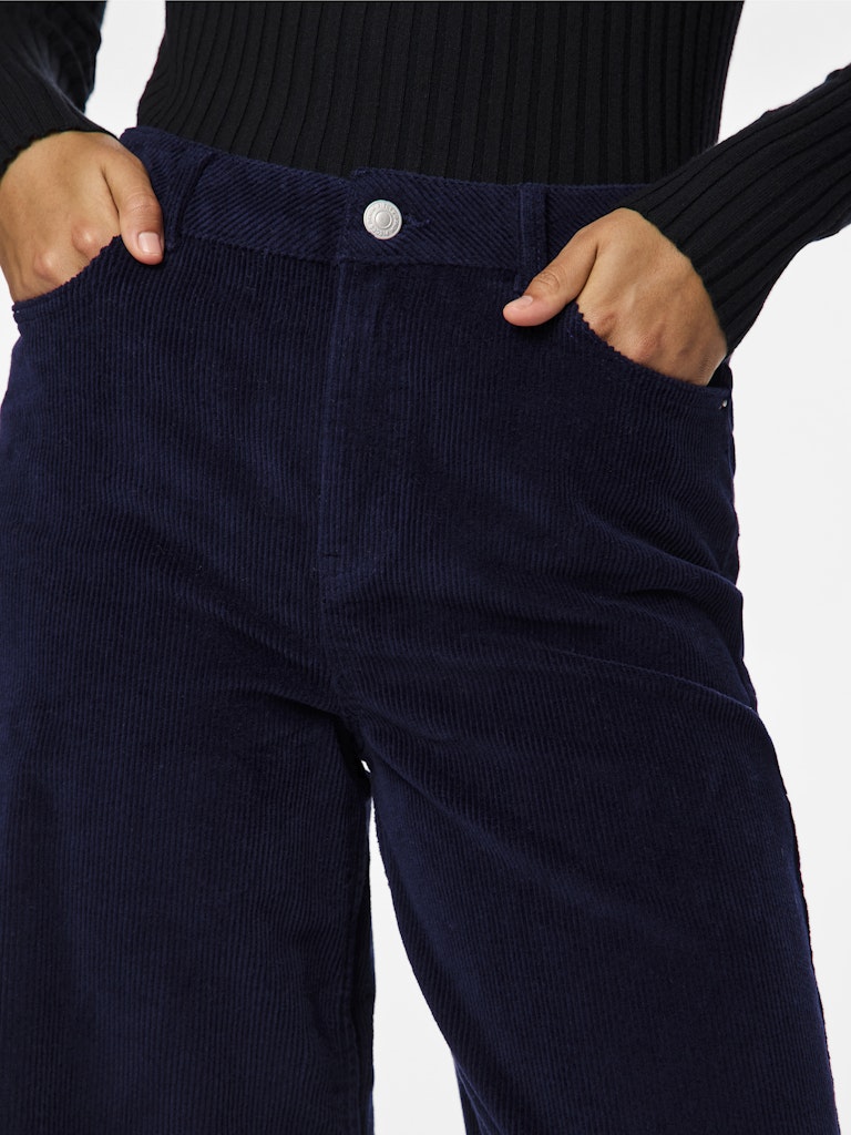 Jeans - Pcrillo Mw Wide Corduroy Pant van Pieces