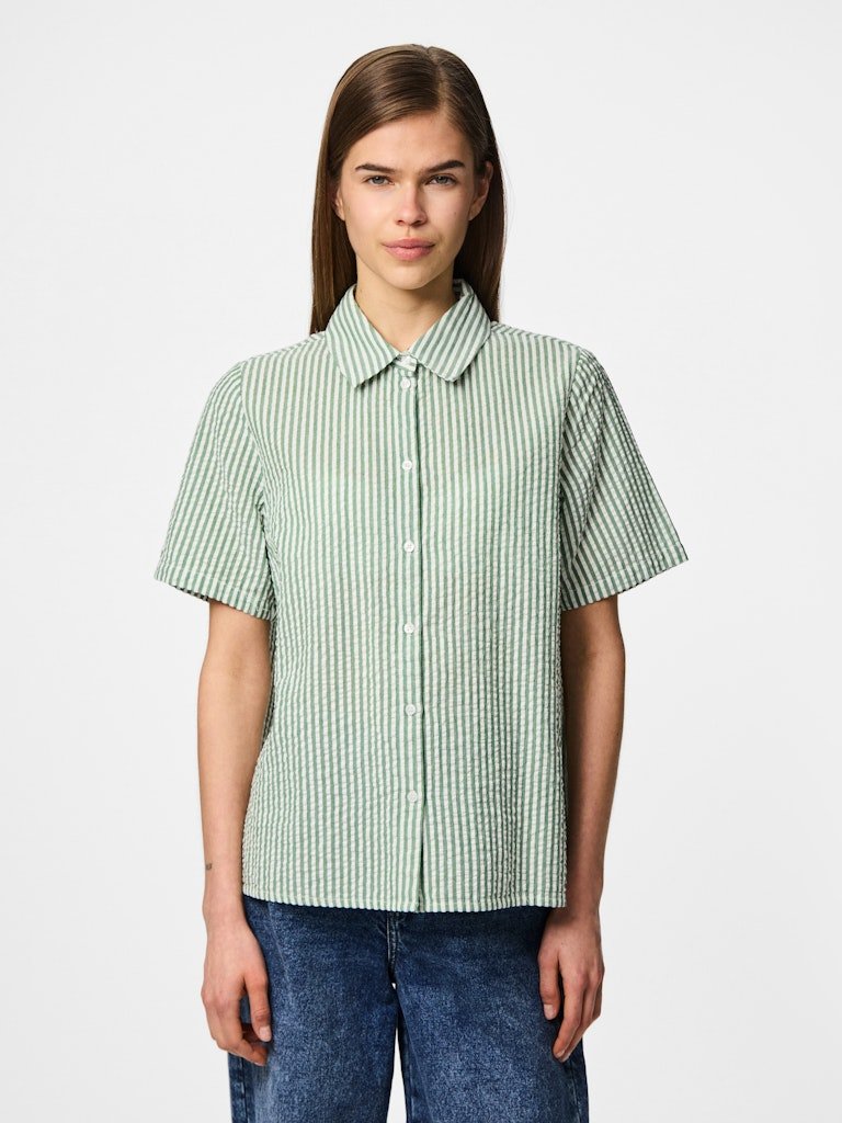 Pcsally Ss Shirt Noos - koop Tops van Pieces bij Meisjes Brugge