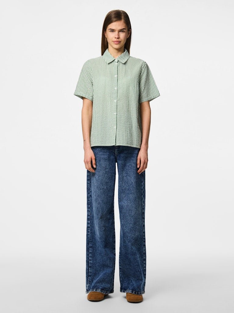 Pcsally Ss Shirt Noos - koop Tops van Pieces bij Meisjes Brugge