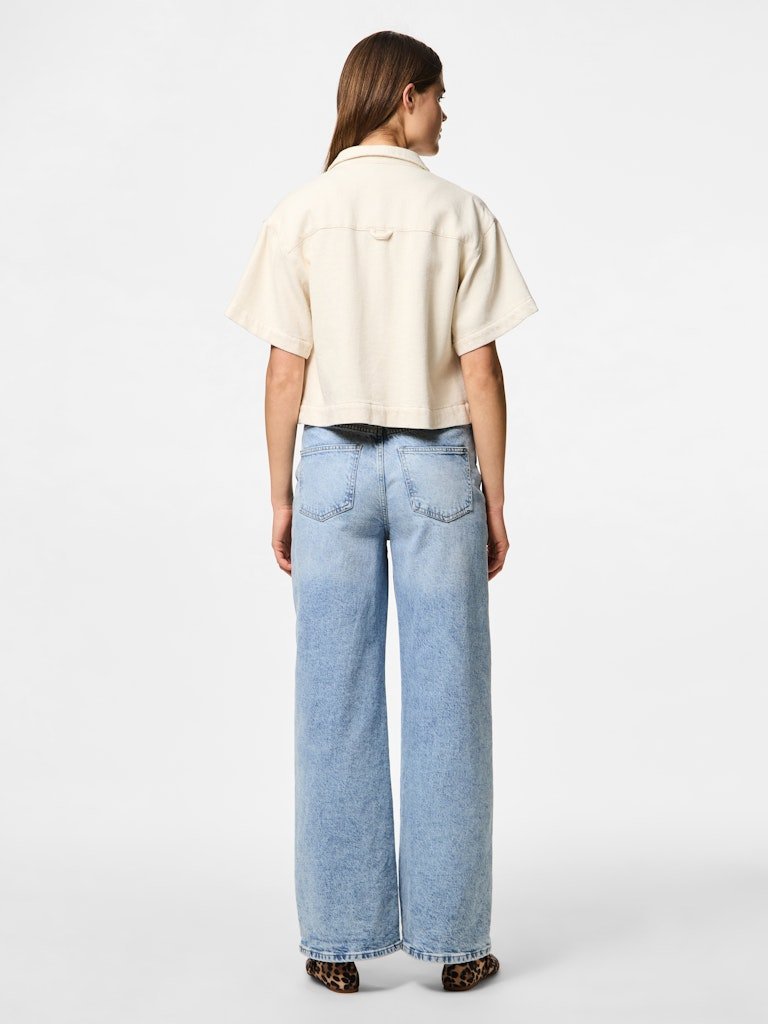 Pcsavanna Ss Denim Shirt - SS26 van Pieces – Shirts voor dames | Meisjes Brugge