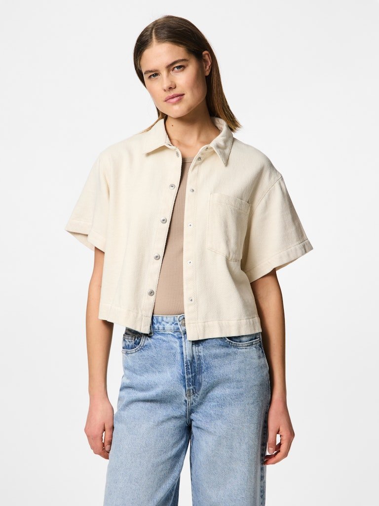 Pcsavanna Ss Denim Shirt - SS26 van Pieces – Shirts voor dames | Meisjes Brugge