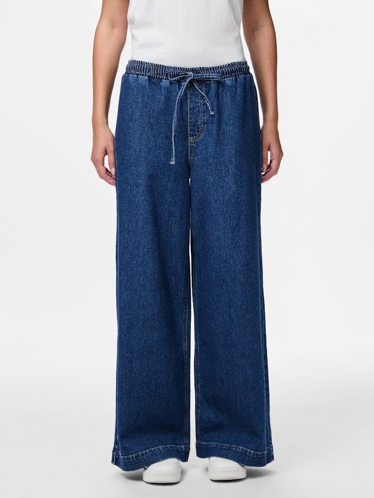 Broeken - Pcsilke Mw Pull Up Denim Pants D2D van Pieces