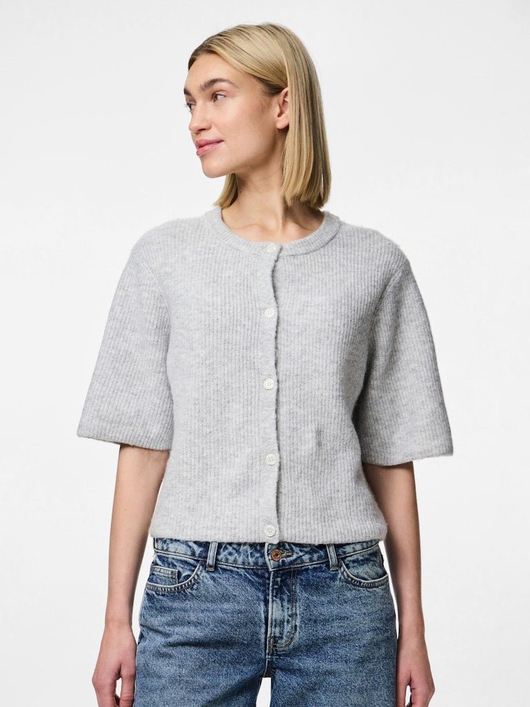 Pcsilly Ss O-Neck Knit Cardigan Noos van Pieces – Cardigans voor dames | Meisjes Brugge
