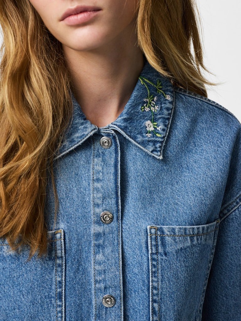 Pcsky Embroidery 3/4 Denim Shirt van Pieces – Shirts voor dames | Meisjes Brugge