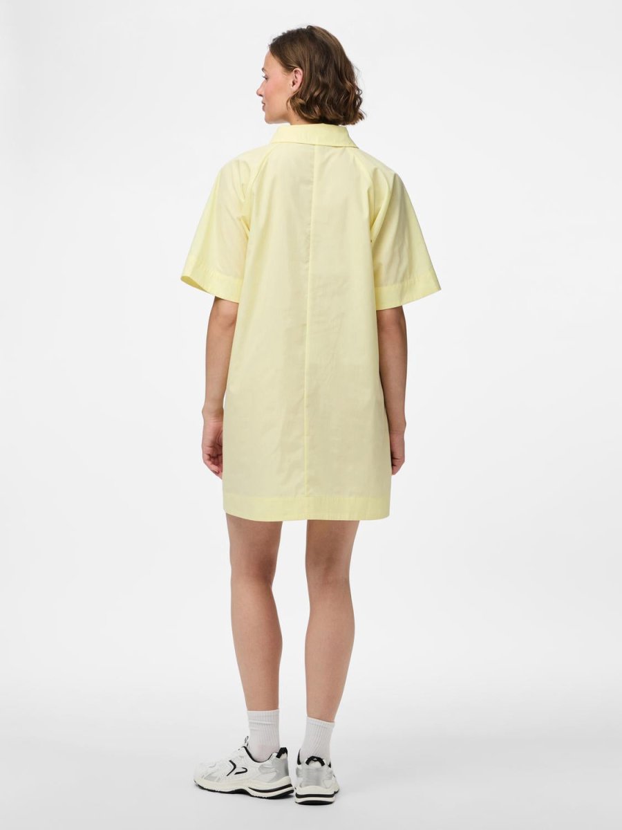 Jurken - Pctonia 2/4 Short Shirt Dress van Pieces