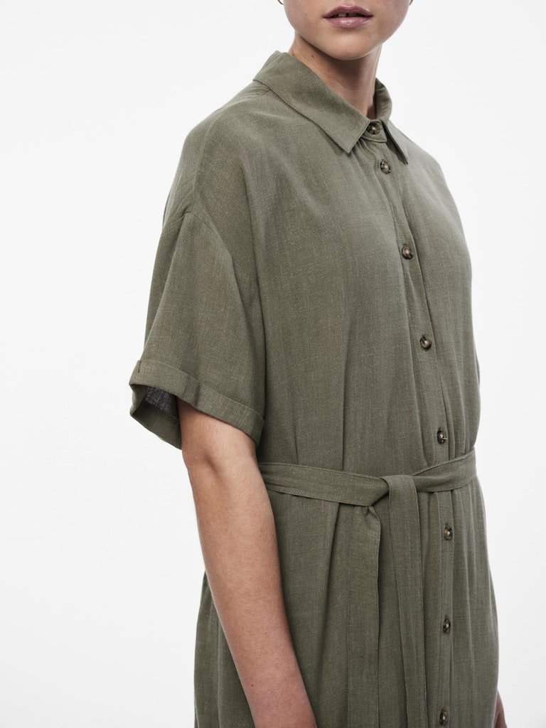 Jurken Pcvinsty Ss Linen Shirt Dress Noos van Pieces