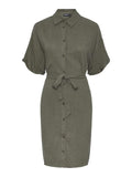 Jurken - Pcvinsty Ss Linen Shirt Dress Noos van Pieces