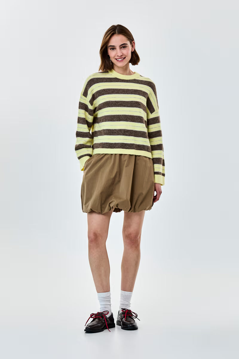 Poison Pullover