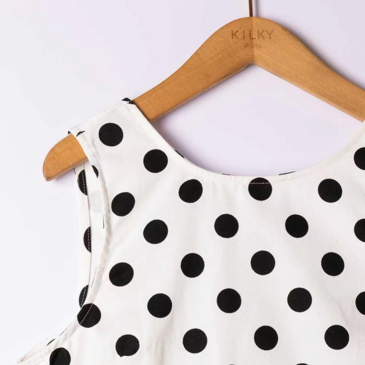 Polka dot sleeveless open back mini dress van Kilky – Jurken voor dames | Meisjes Brugge