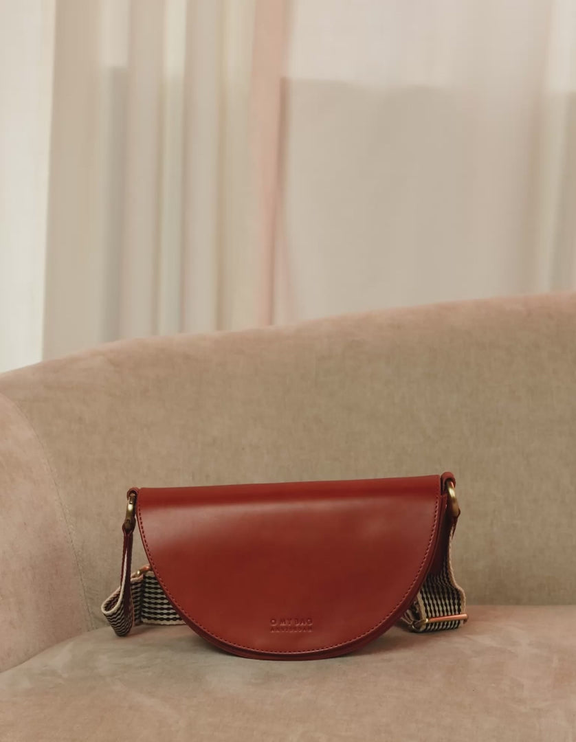 LAURA  Cognac Classic Leather