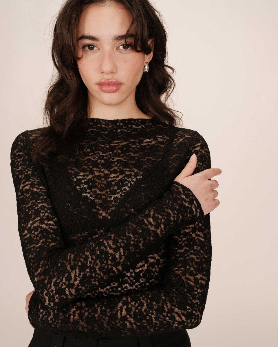 Noir T-shirts - Shady T-Shirt van Grace and Mila