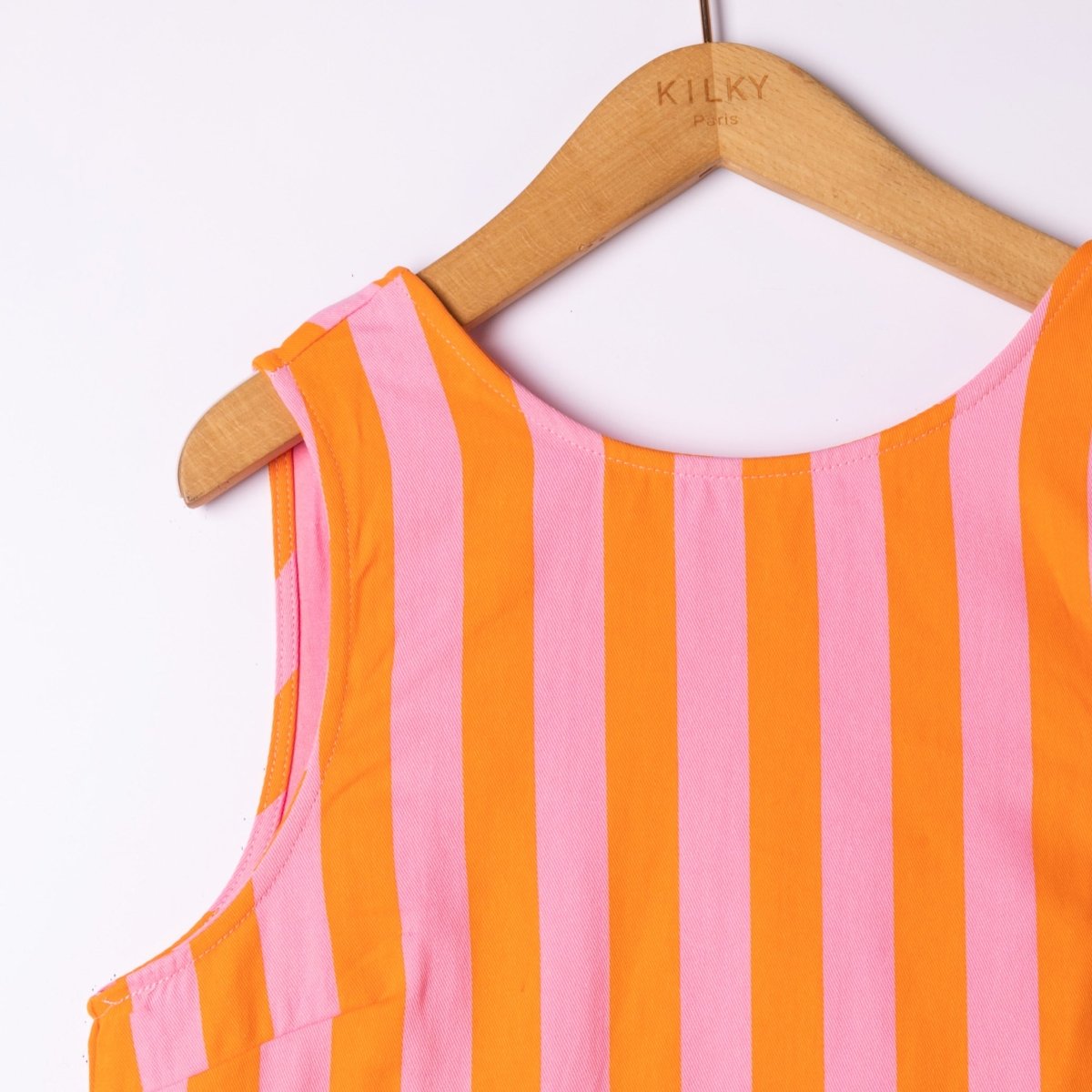 Striped open back sleeveless dress van Kilky – Jurken voor dames | Meisjes Brugge