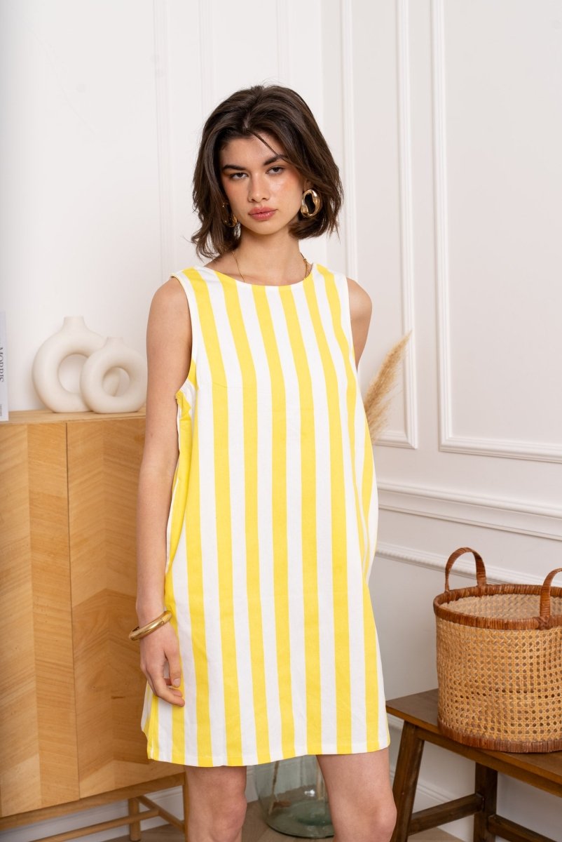 Striped open back sleeveless dress van Kilky – Jurken voor dames | Meisjes Brugge