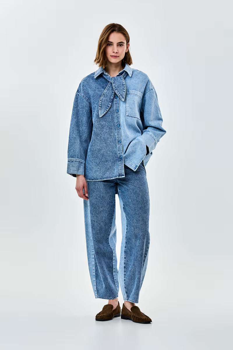Surprised Shirt met afneembare sjaal