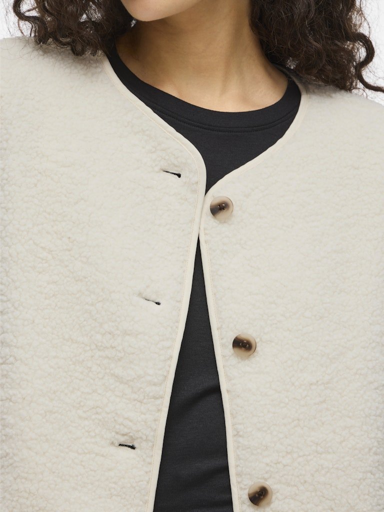 Birch Jassen - Viada Teddy Jacket van Vila