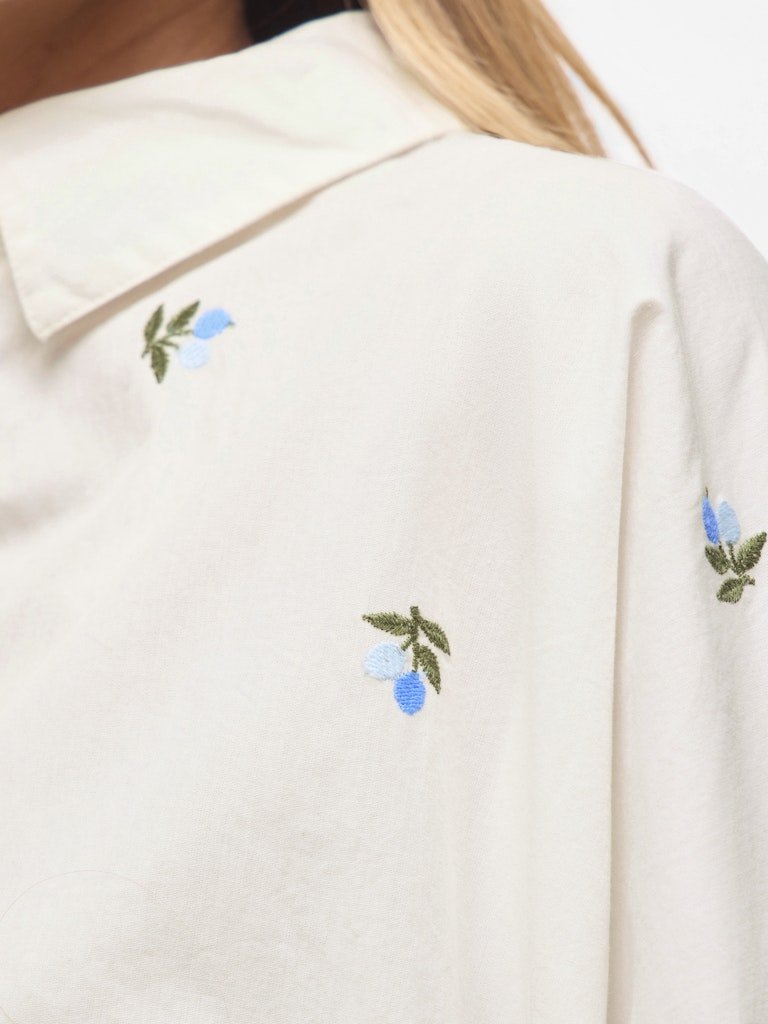 Shirts - Viaila L/S Embroidery Shirt #2 van Vila