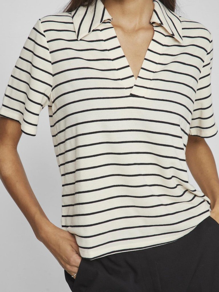 Tops - Vialo V-Neck S/S Top van Vila